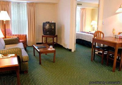 Gatehouse Suites East Lansing Pokój zdjęcie